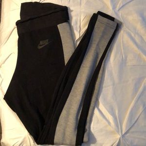 Nike leggings